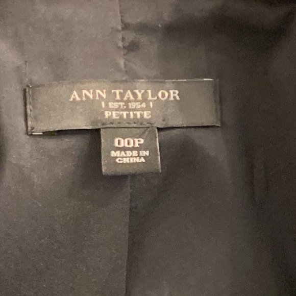 Ann Taylor Petite Blazer - Picture 6 of 6